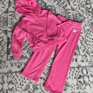H&M pink two piece sweatshirt and pant Size 5/6.